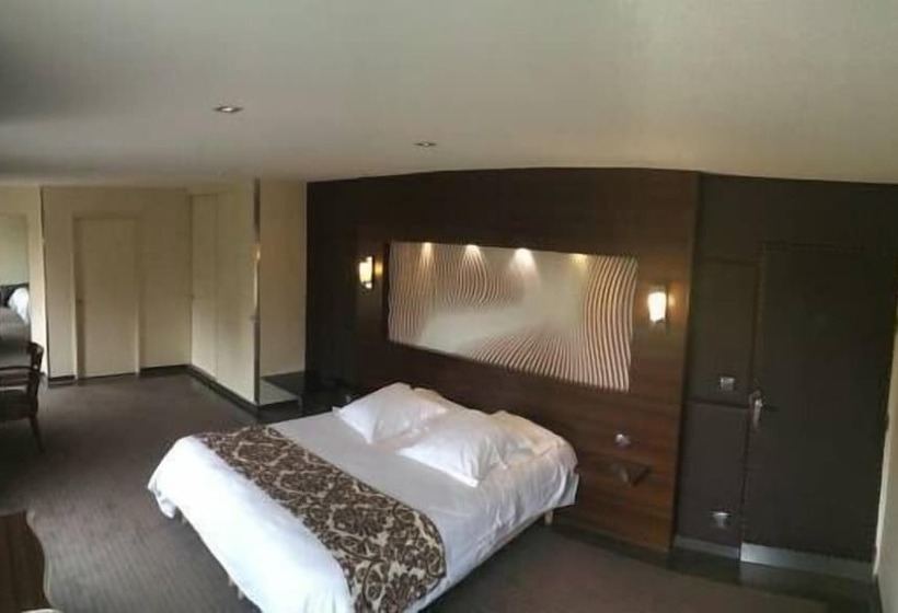 סוויטה דלוקס, Saint Alban