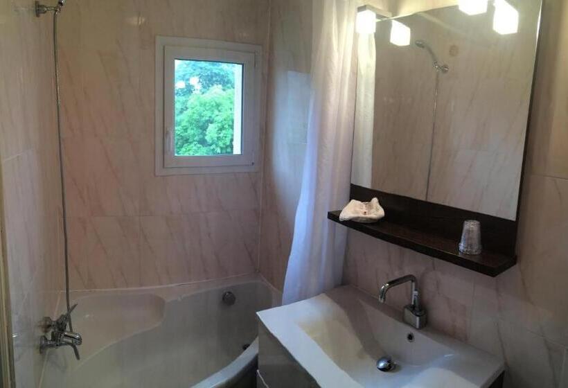 חדר סופריור, Saint Alban