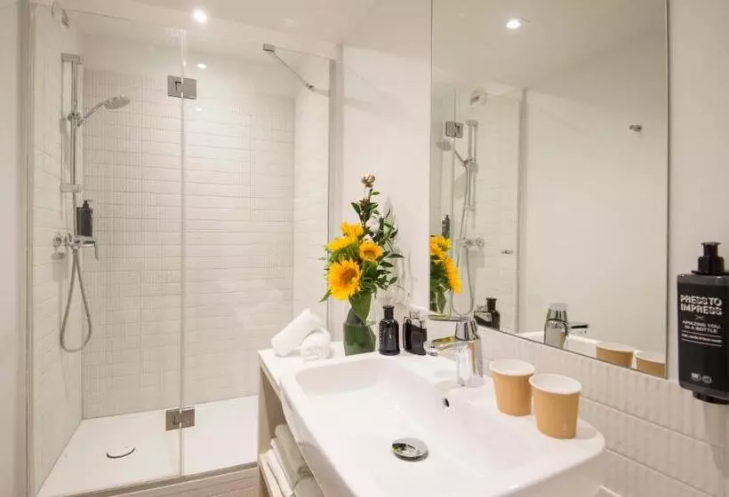 ダブルベッドスタンダードルーム, Ibis Styles Pertuis Portes Du Luberon