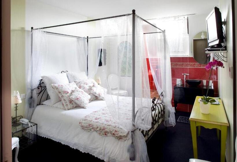 חדר אקונומי, La Gourmandine