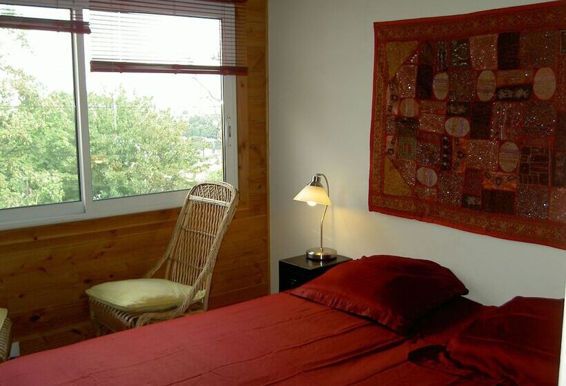 غرفة قياسية, La Maison Du Coteau