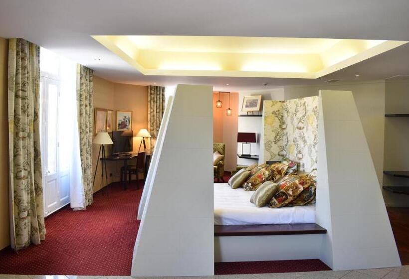 Люкс, Les  Loges Du Parc