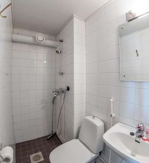 Номер Стандарт, Li Uninen Tampere