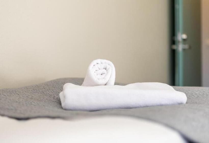 스탠다드 룸, Li Uninen Tampere