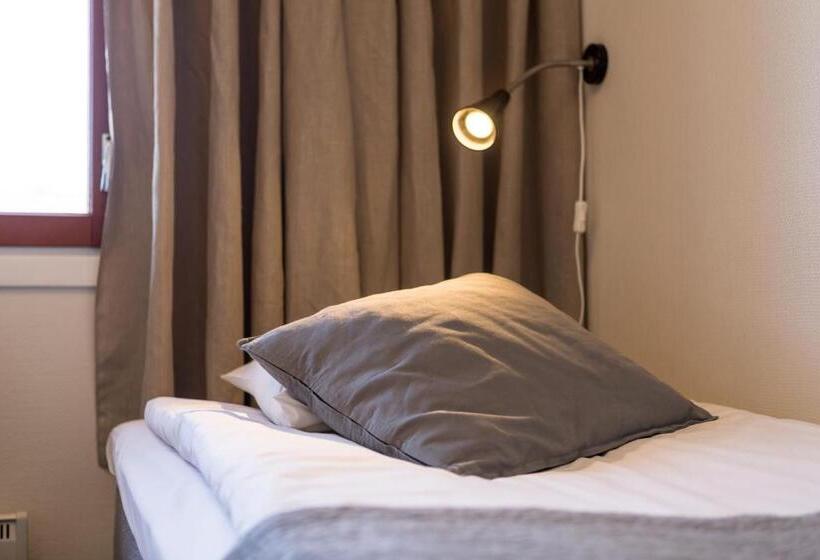 스탠다드 룸, Li Uninen Tampere