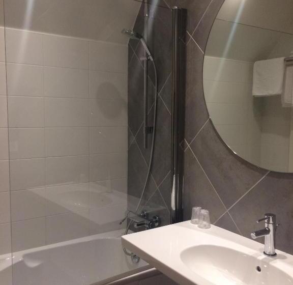 Номер Комфорт, Logis Domaine Du Moulin Cavier