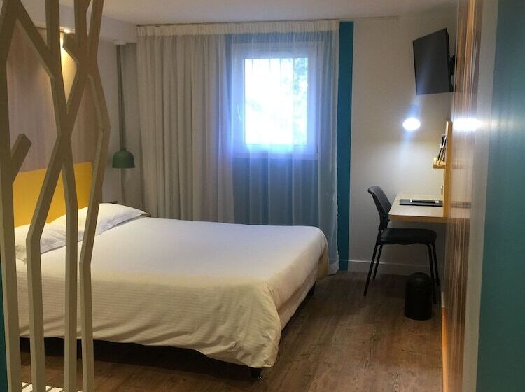 Номер Комфорт, Logis Domaine Du Moulin Cavier