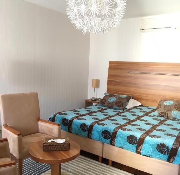 غرفة ديلوكس, Logis Hôtel D Angleterre