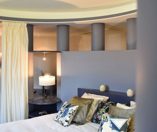 סוויטה, Les  Loges Du Parc