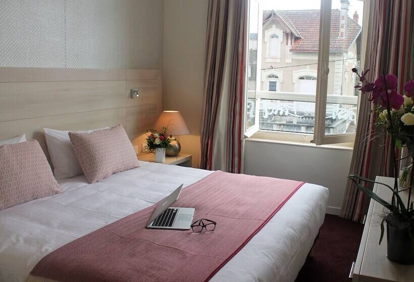 חדר יוקרתי, Les  Loges Du Parc