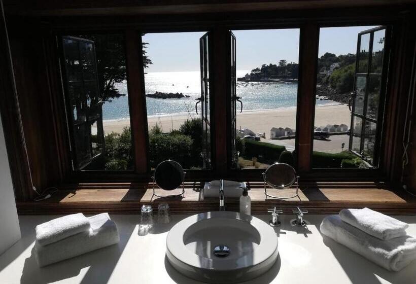 オーシャンビュースーペリアールーム, Manoir Dalmore