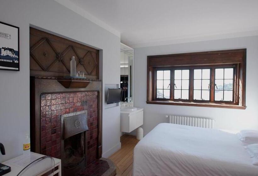 オーシャンビュースーペリアールーム, Manoir Dalmore