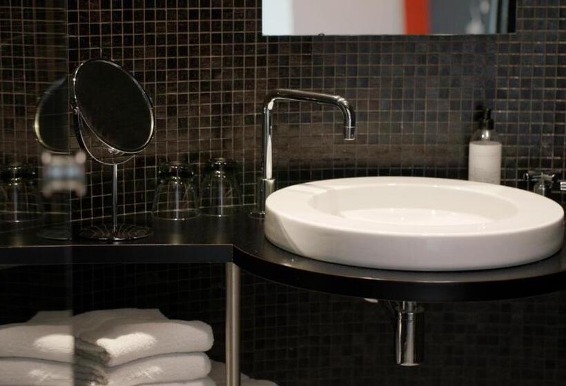 オーシャンビュースイート, Manoir Dalmore