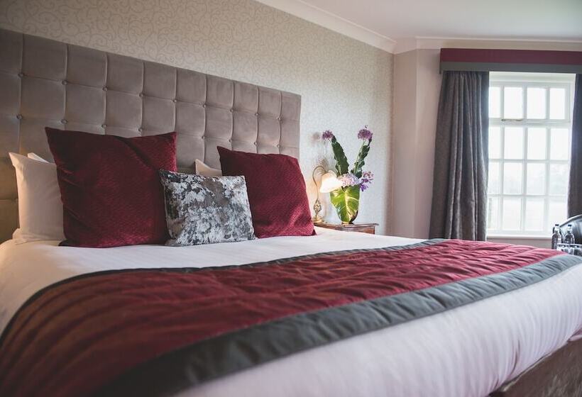 חדר אקזקיוטיב, Mere Court