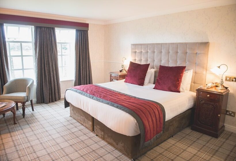 חדר אקזקיוטיב, Mere Court