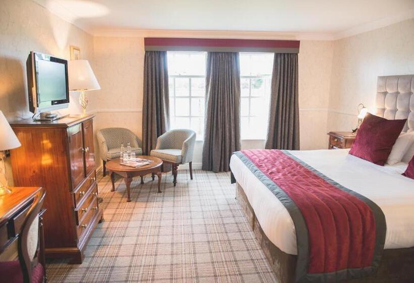 חדר אקזקיוטיב, Mere Court