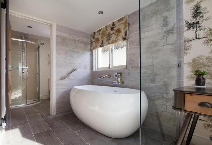 Люкс Deluxe Кровать Кинг, Mill End