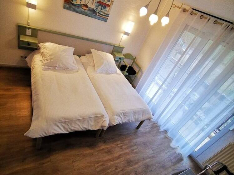 标准工作室, Residence Des Sources