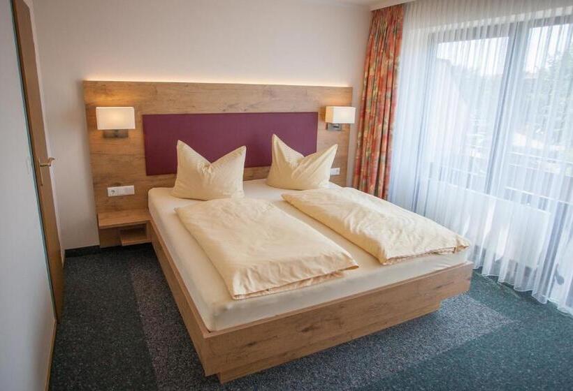 스탠다드 룸, Ruser S