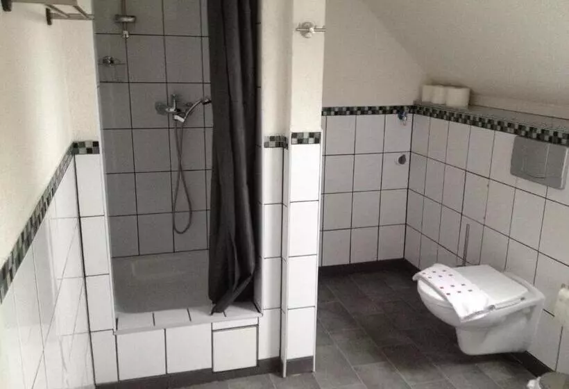 3ベッドルームアパートメント, Saarland Lebach