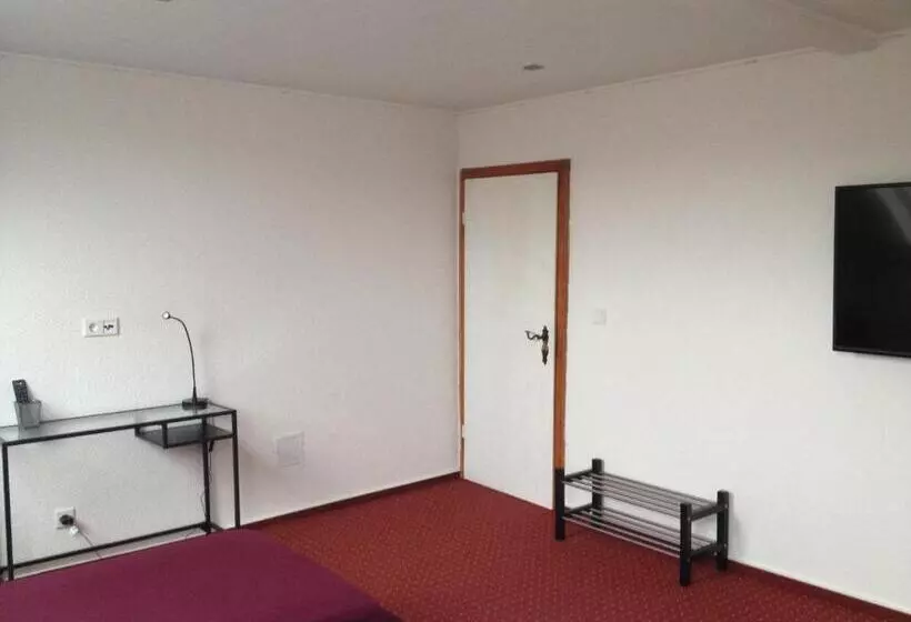 3ベッドルームアパートメント, Saarland Lebach