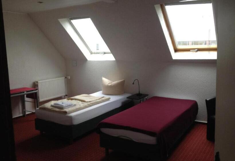 Апартаменты 3 Спальни, Saarland Lebach