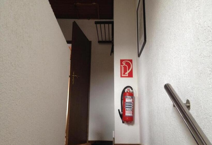 Апартаменты 2 Спальни, Saarland Lebach