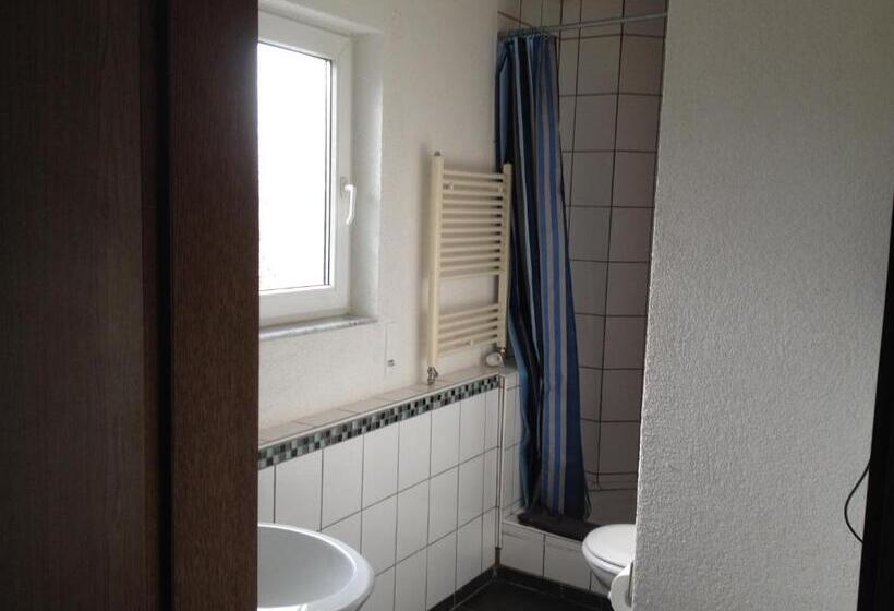 Апартаменты 2 Спальни, Saarland Lebach