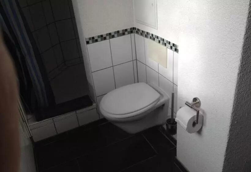 2ベッドルームアパートメント, Saarland Lebach