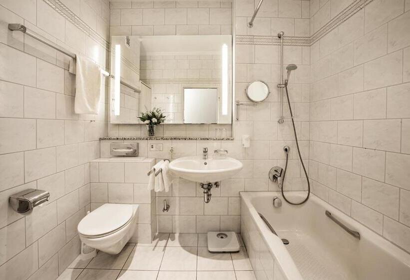 Номер Стандарт Вид на Море с Балконом, Strandhotel Monbijou Gmbh Garni