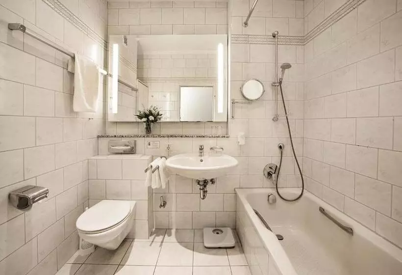 オーシャンビュースタンダードルームバルコニー付き, Strandhotel Monbijou Gmbh Garni