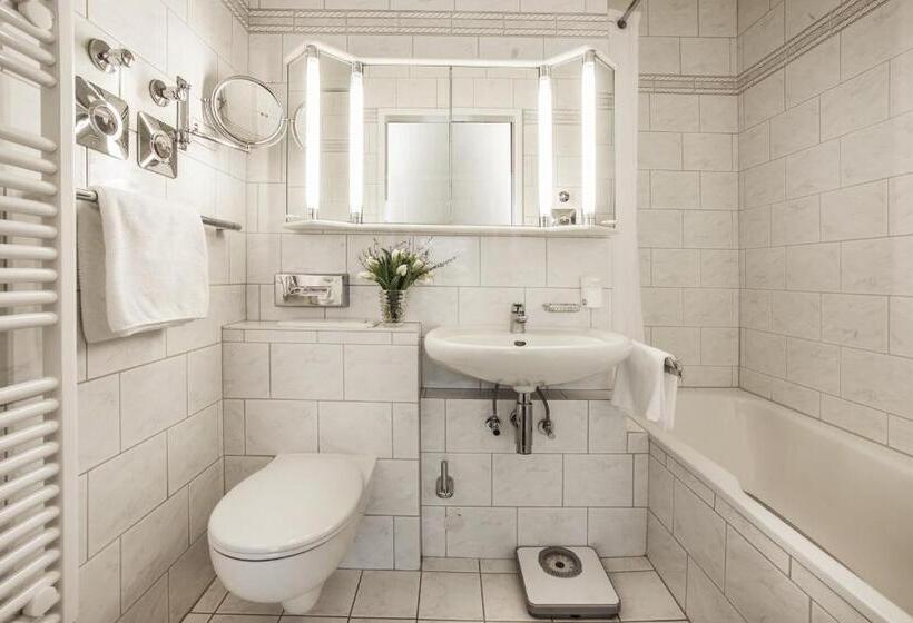 套房侧面可观海景, Strandhotel Monbijou Gmbh Garni