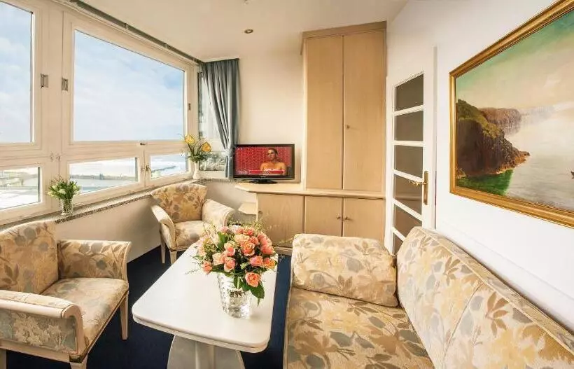 サイドシービュースイート, Strandhotel Monbijou Gmbh Garni