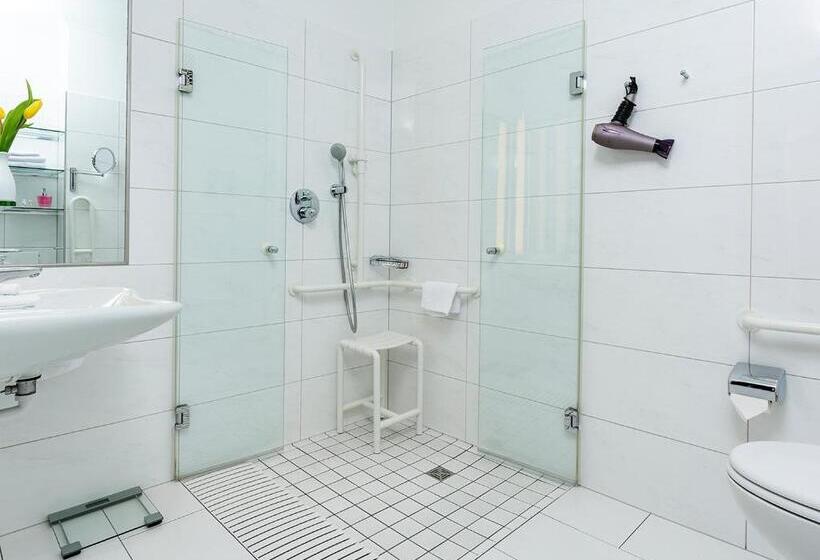 可观海景的舒适型房间, Strandhotel Monbijou Gmbh Garni