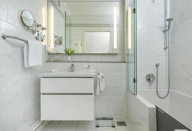 海景标准间带阳台, Strandhotel Monbijou Gmbh Garni