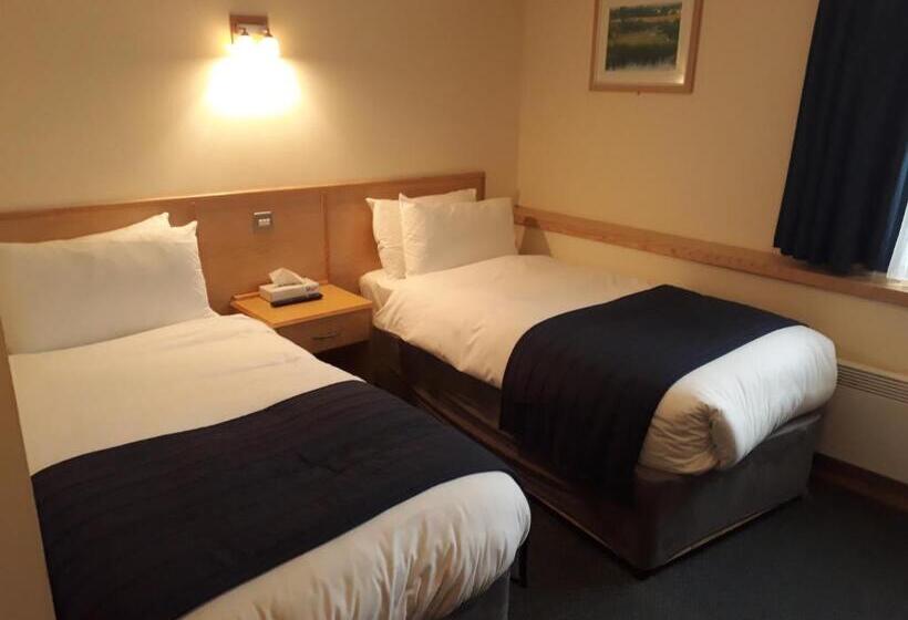 غرفة قياسية, Weald Of Kent Golf Course And