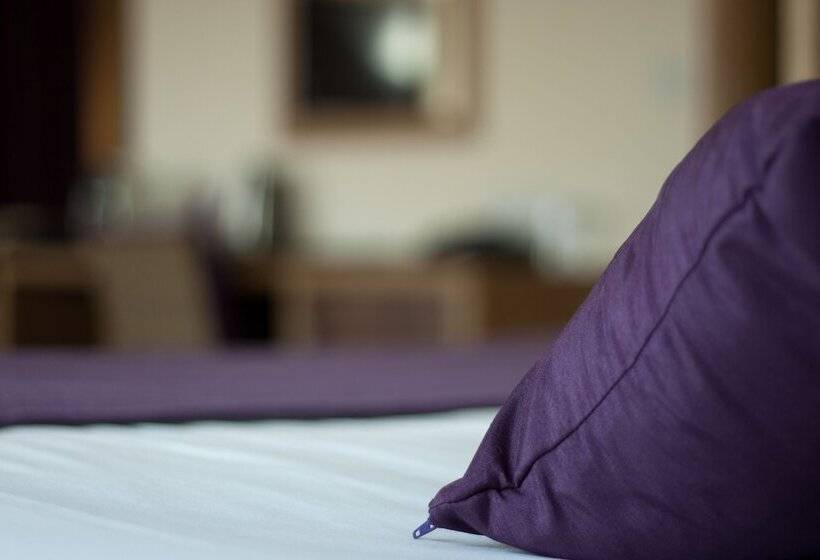 غرفة قياسية, Weald Of Kent Golf Course And