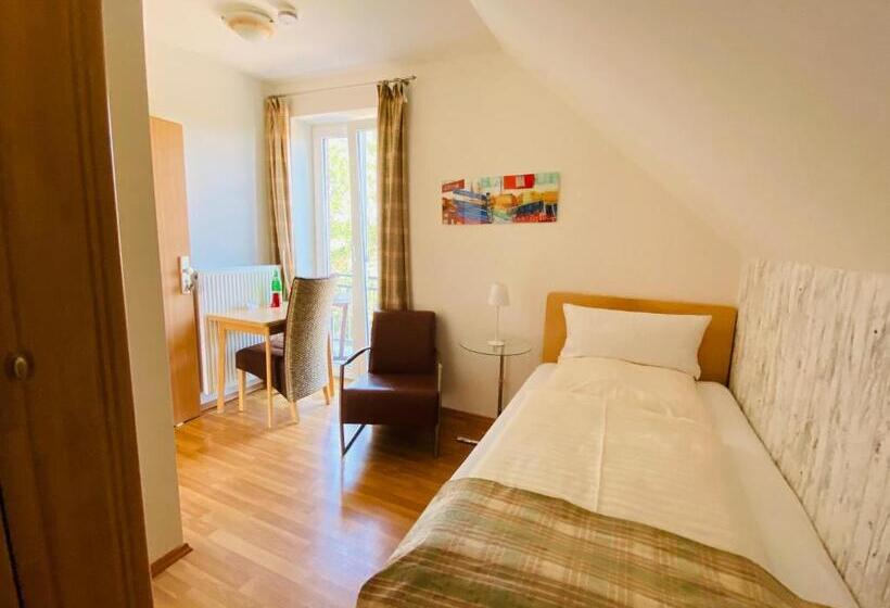 标准单人间, Landhaus Hammoor