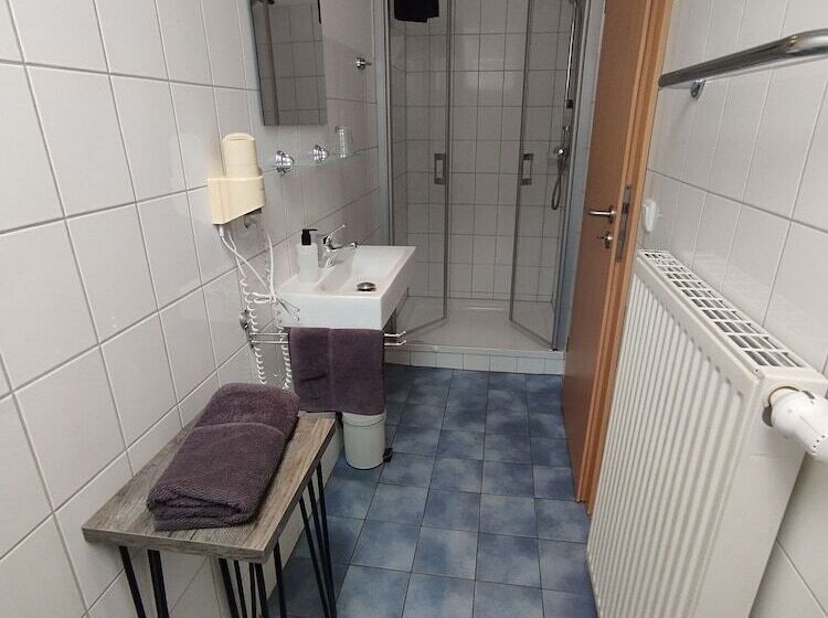 标准单人间, Landhaus Hammoor