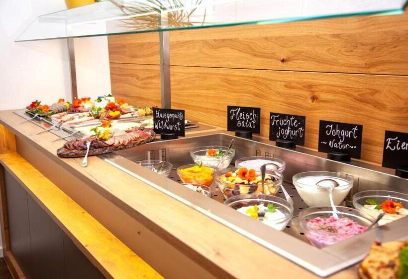 Номер Стандарт, Seehotel Zum Löwen