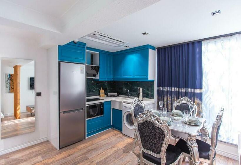 Monolocale Deluxe, Angel Residence