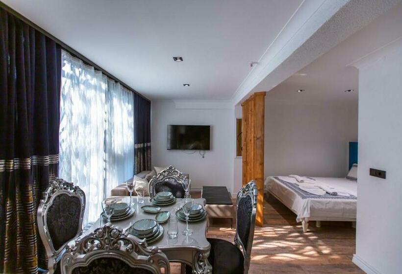 Monolocale Deluxe, Angel Residence