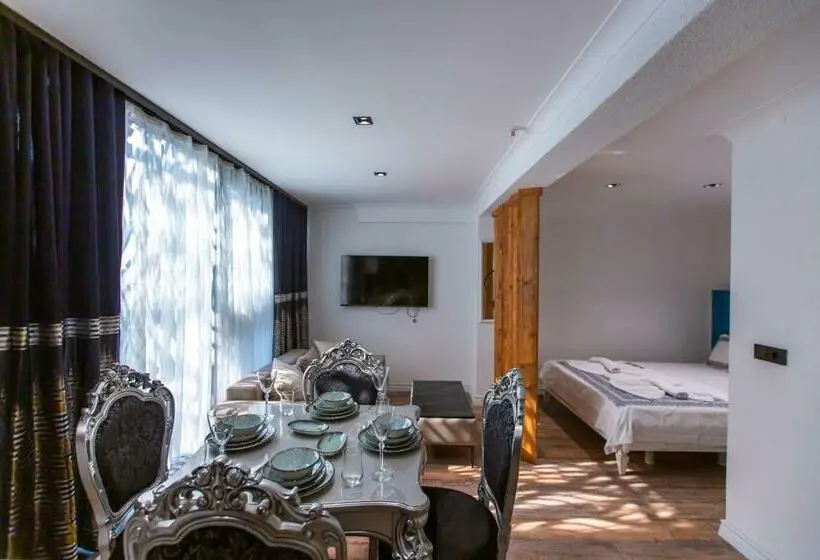 استودیوی لوکس, Angel Residence