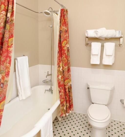 غرفة قياسية سرير كينج, Captain Henderson House