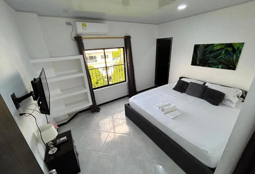 Номер Deluxe Кровать Кинг, Sg