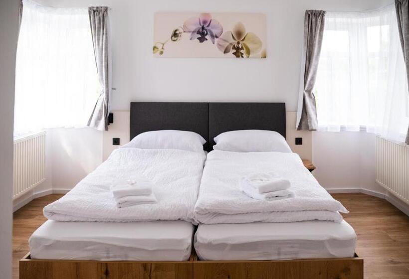 جناح عائلي, Vila Markéta