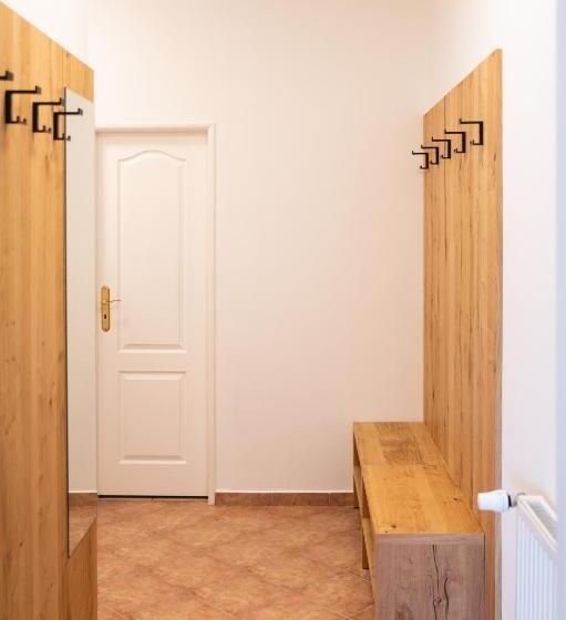 סוויטה משפחתית, Vila Markéta