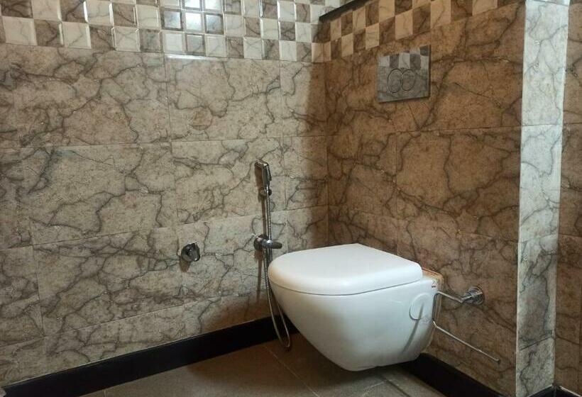 Habitació Estàndard, Uphar