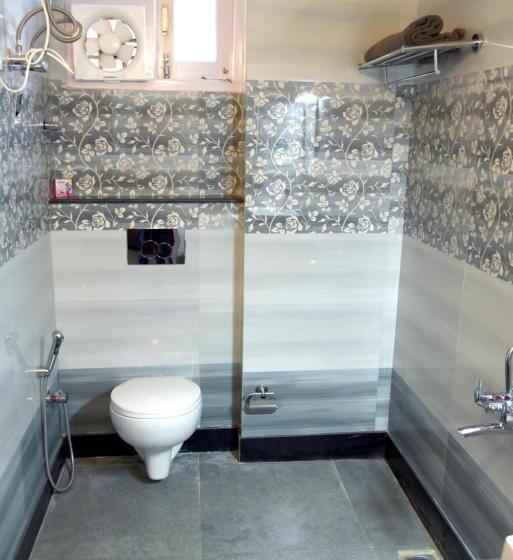 Habitació Deluxe, Uphar