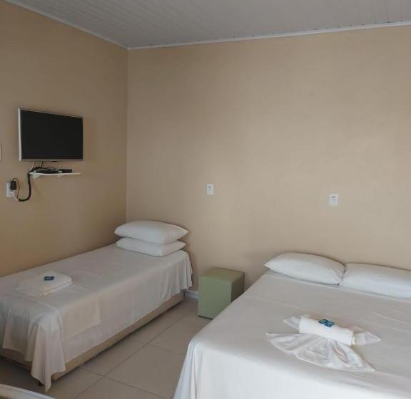 四人标准间, Hospedagem Quinta Do Correia